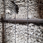 Knochengruft  - 40.000 Skelette.jpg